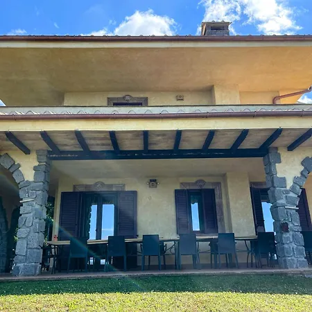 Pool And Jacuzzi - Charming In Umbria Montefiascone