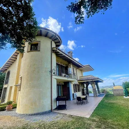 Pool And Jacuzzi - Charming In Umbria Montefiascone