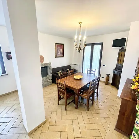 Pool And Jacuzzi - Charming In Umbria Montefiascone